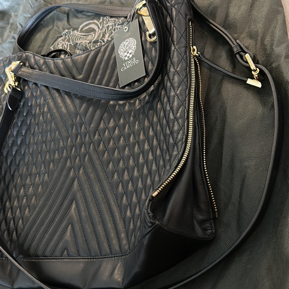 NWT Vince Camuto black tote gold zipper hardware short and long straps - Picture 3 of 6